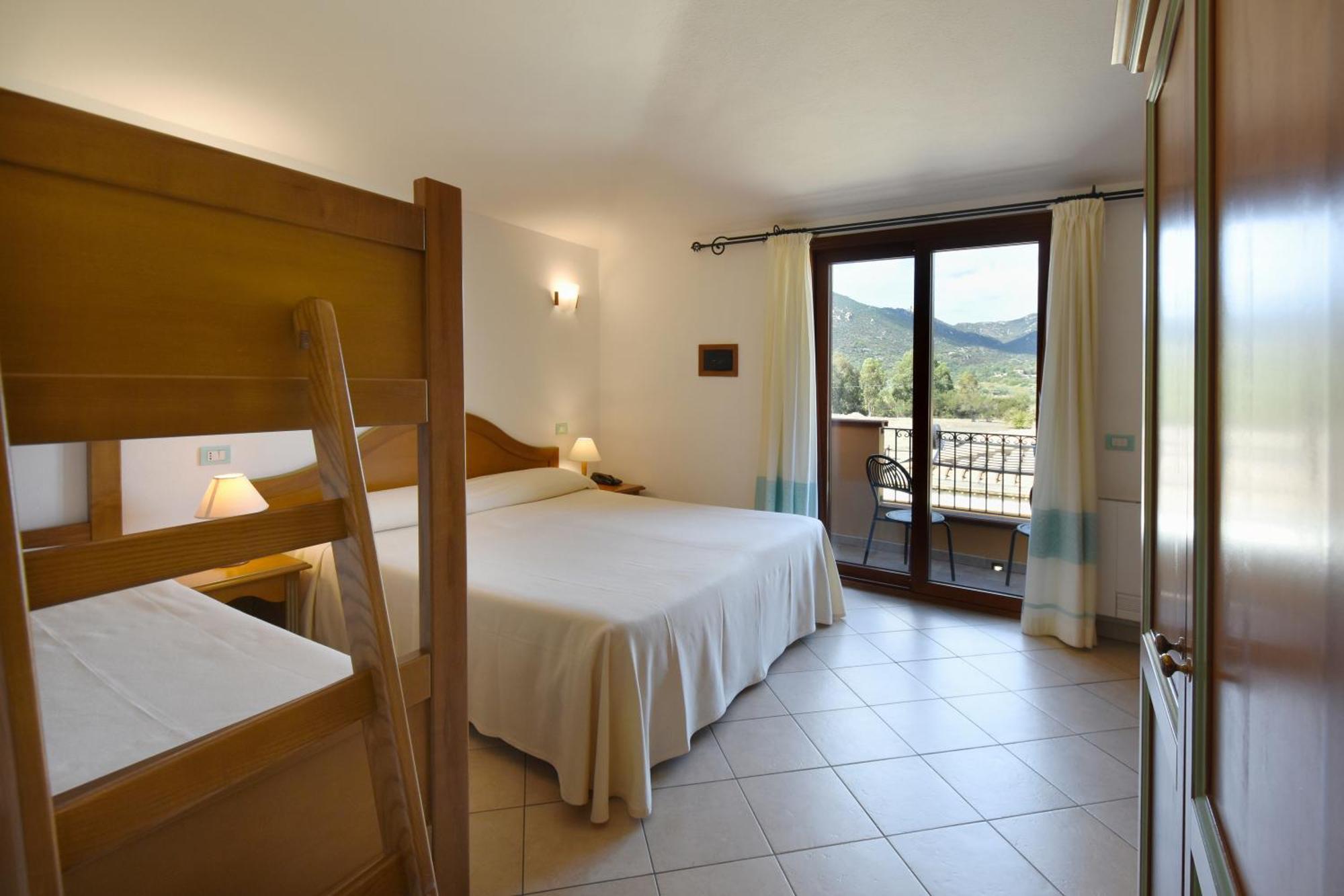 Le Anfore Hotel Villasimius Exterior photo
